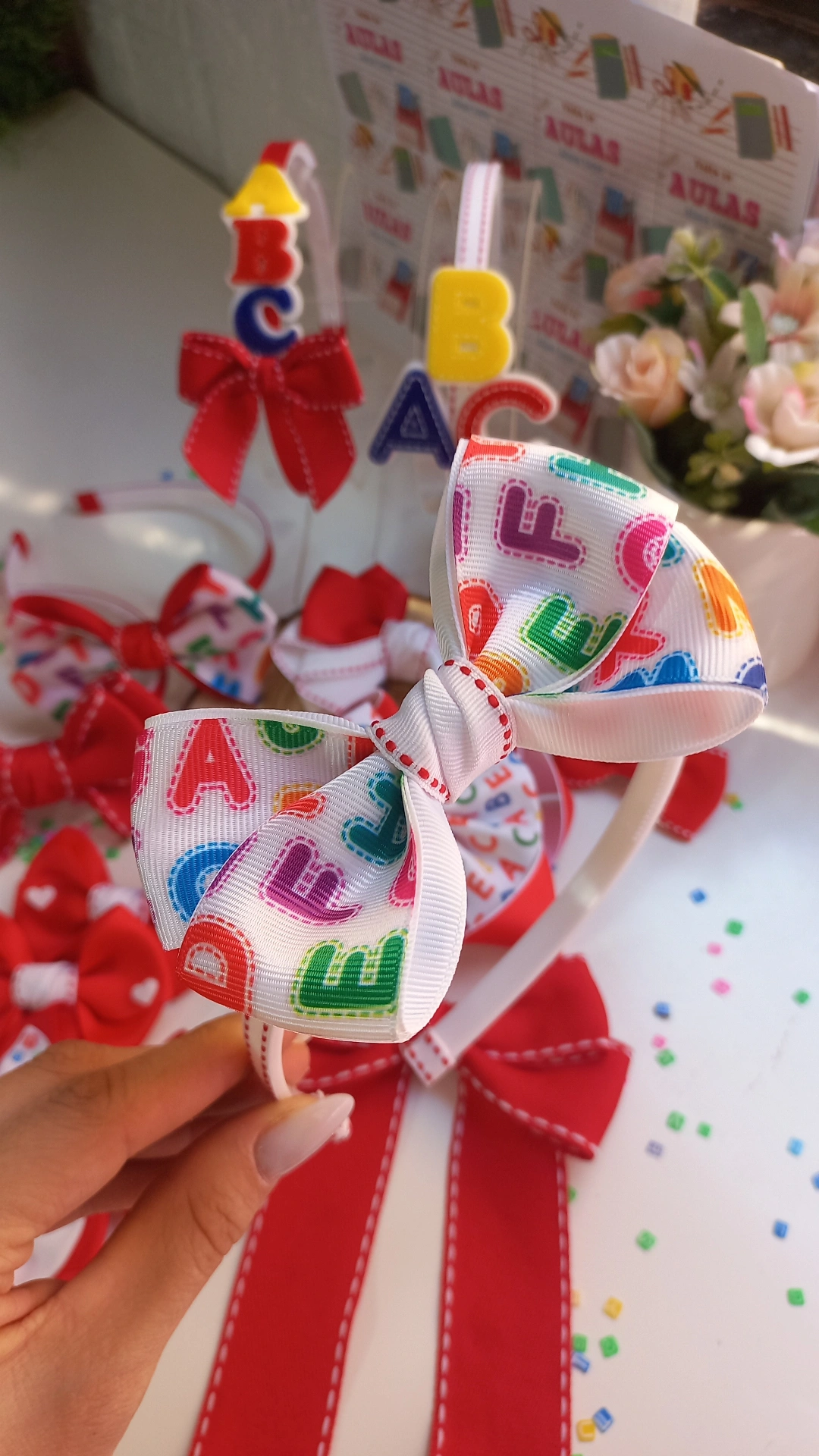 TIARA LETRAS (BRANCO)