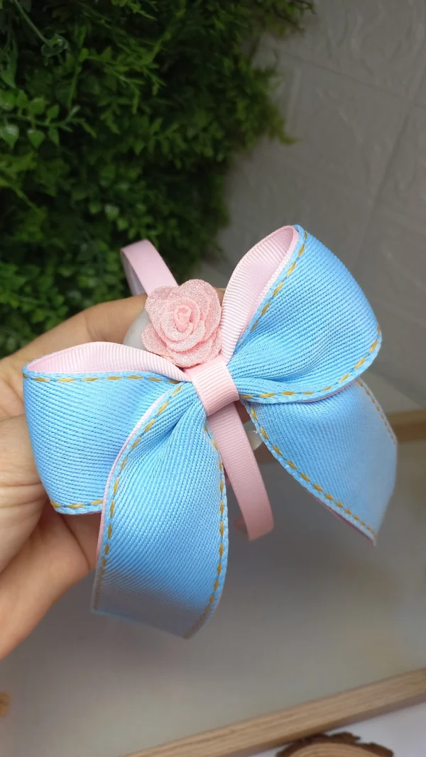 TIARA JEANS E ROSA