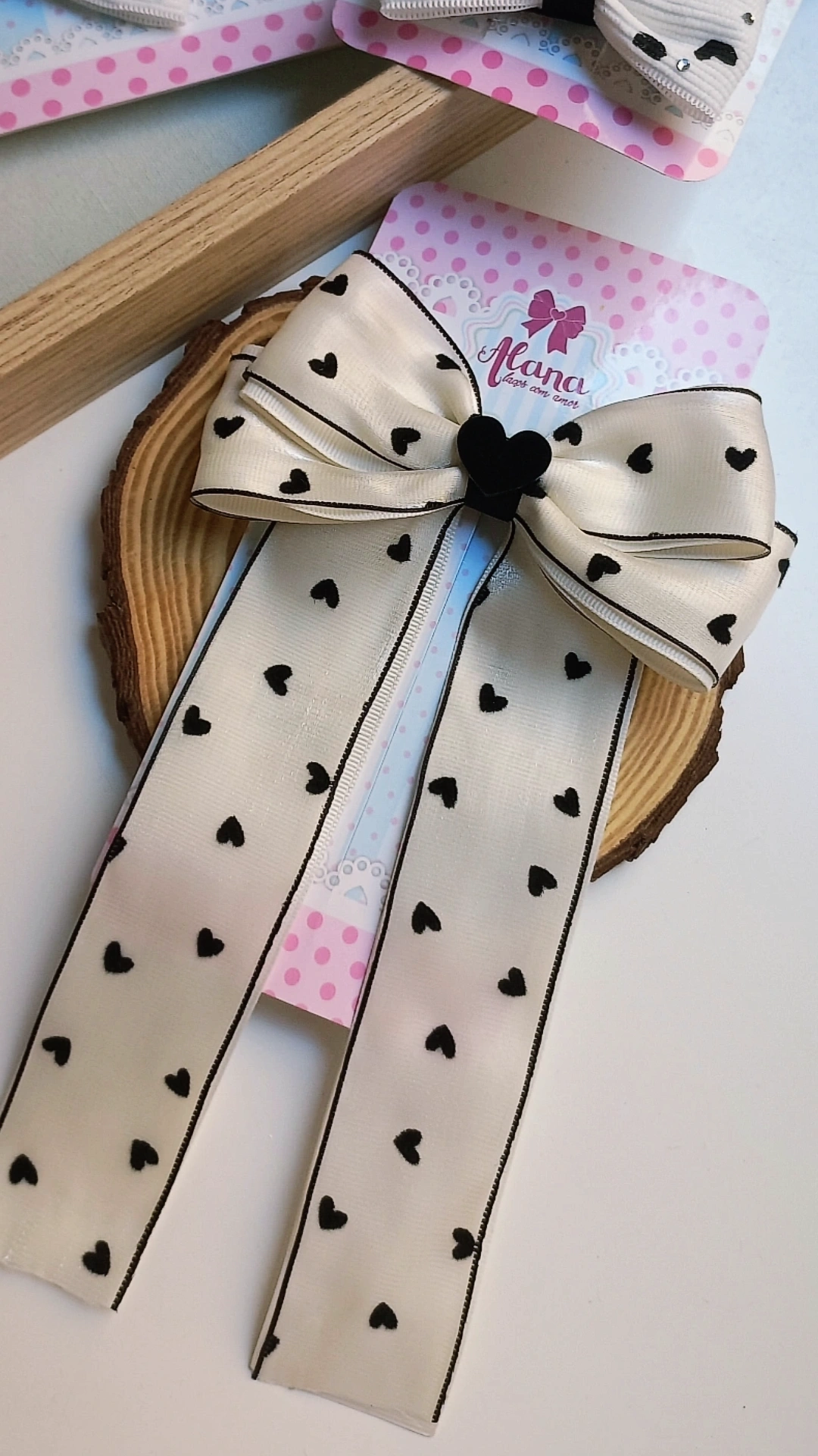 LAÇO PONTA COLEÇÃO CORAÇÃO0