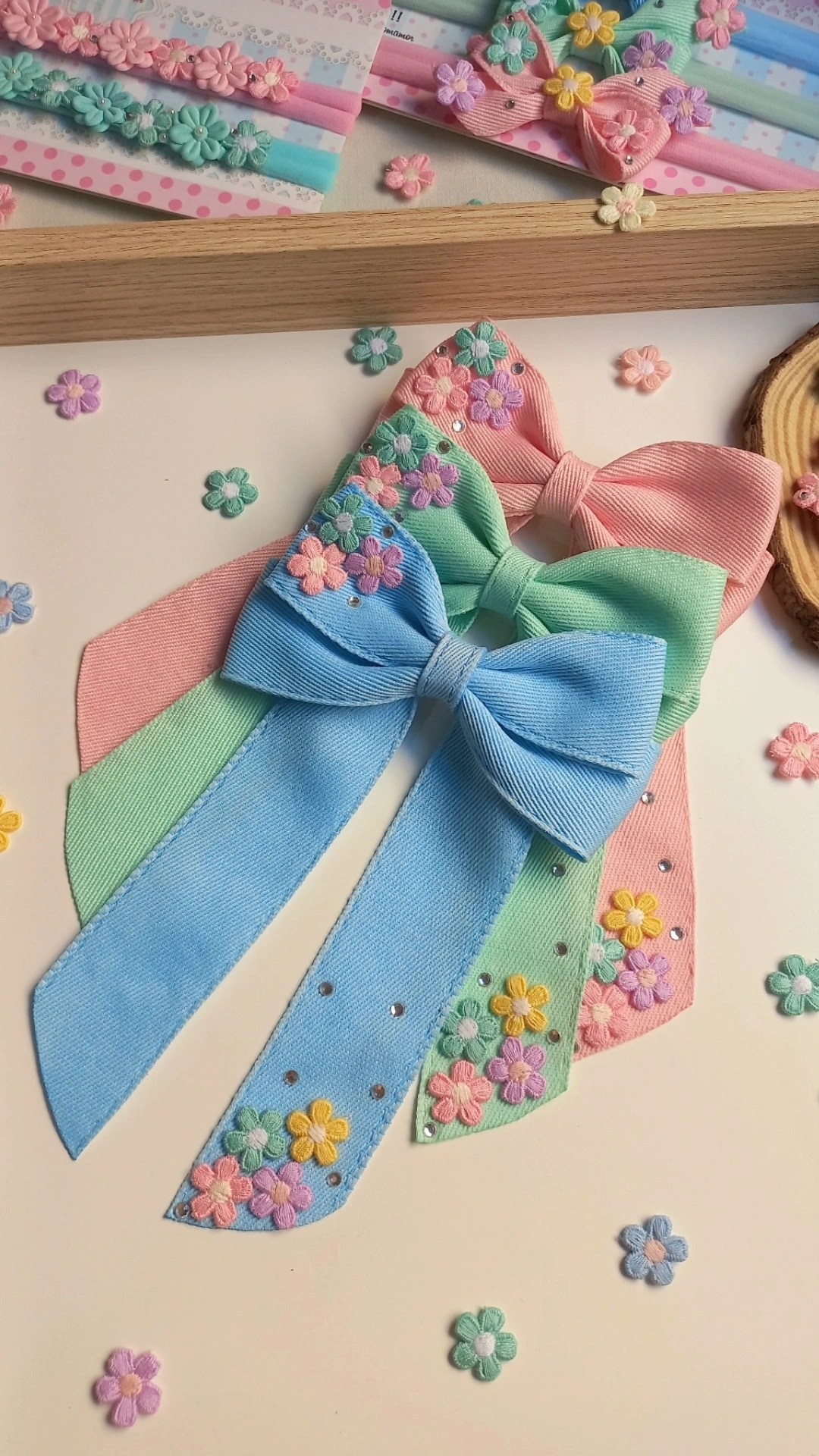 LAÇO DE PONTA FLORES