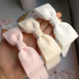 TIARA COLEÇÃO ROSAS