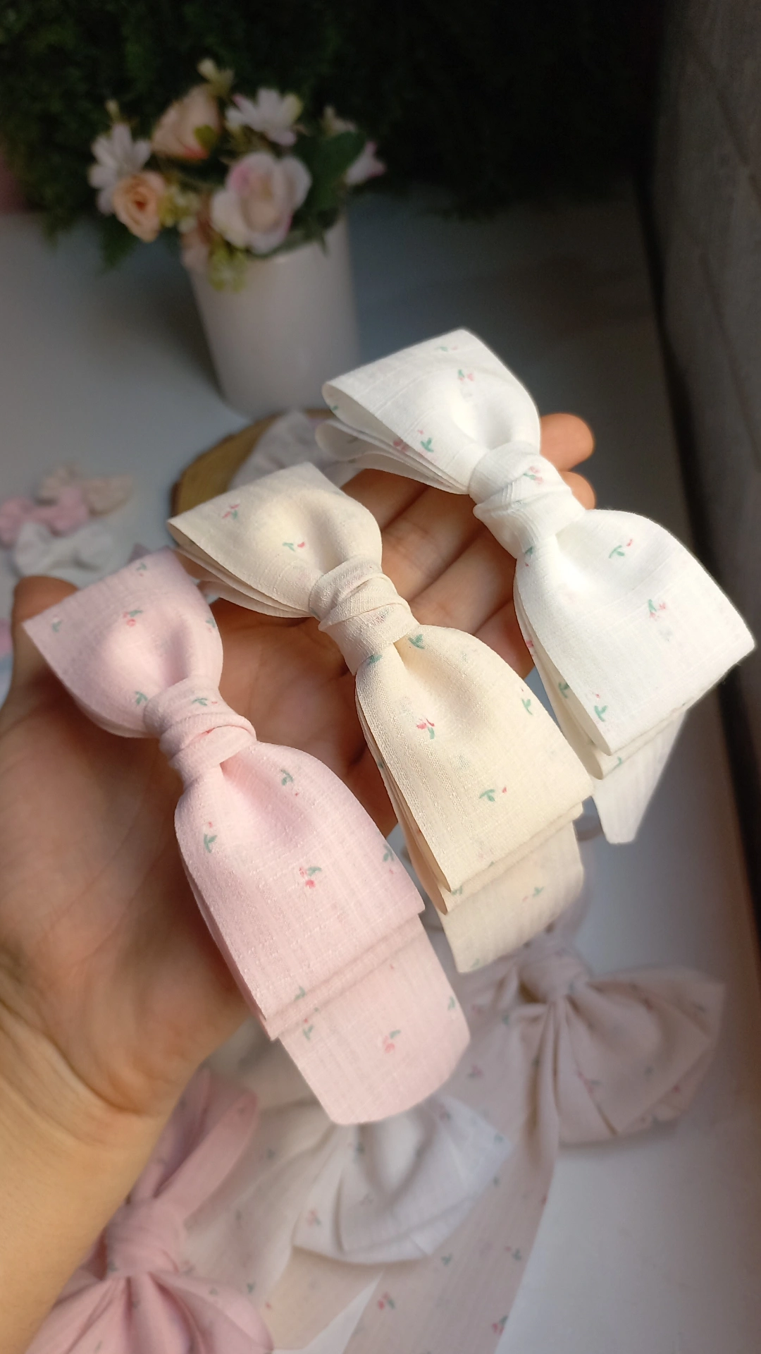 TIARA COLEÇÃO ROSAS